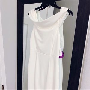 Windsor White Kate Formal Crepe Midi Dress Medium